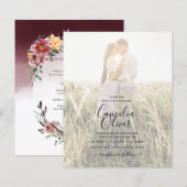 Elegant Burgundy Herfst Floral Wedding Invitation (Voorkant / Achterkant)