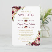 Elegant Burgundy Marsala Floral Sweet 16 Invite Kaart (Staand voorkant)