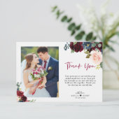 Elegant Burgundy Navy Floral Script Weduwfoto Bedankkaart (Staand voorkant)