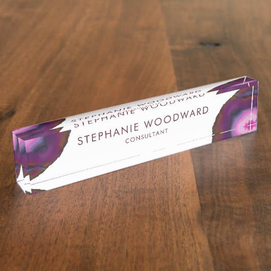 Elegant Burgundy Pink Agate Geode Naambordje (Zijkant)