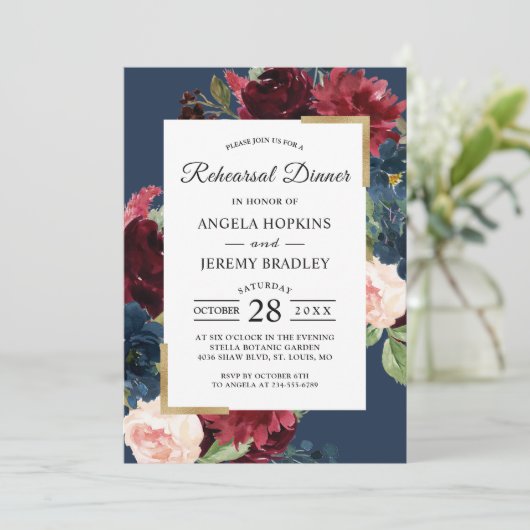 Elegant Burgundy Red Navy Blue Rehearsal Dinner Kaart (Staand voorkant)