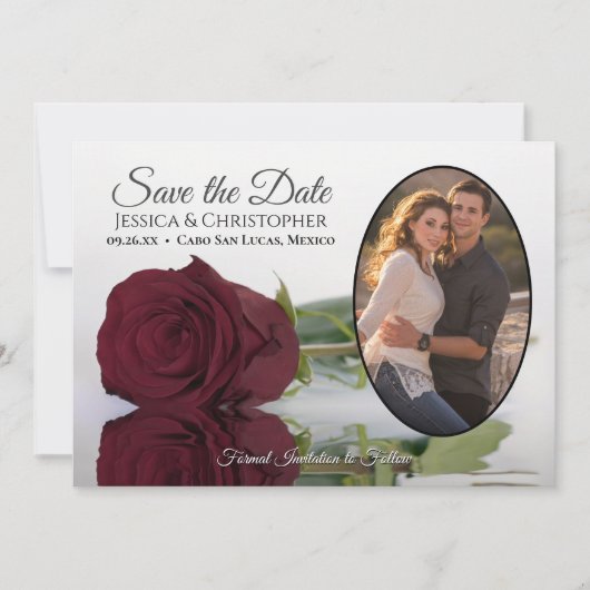 Elegant Burgundy Roos met Oval Photo Weddenschap Save The Date (Voorkant)