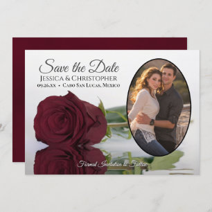 Elegant Burgundy Roos met Oval Photo Weddenschap Save The Date