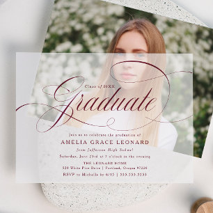 Elegant burgundy schrift verjaardagsfeestje afstud vellum uitnodigingen