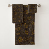 Elegant Burnt Oranje Leaves Autumn Pattern Bad Handdoek (Insitu)
