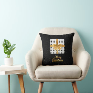 Elegant cadeau met gouden lint en polka stippen kussen