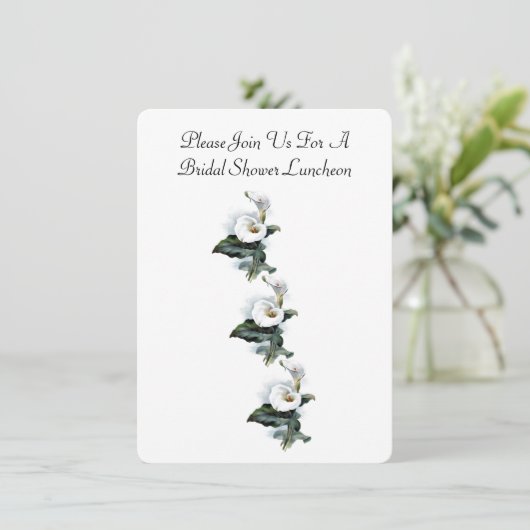 Elegant Calla Lily Floral Vrijgezellenfeest Lunche Kaart (Staand voorkant)