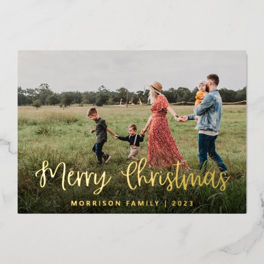 Elegant Calligrafie Familie met Kerstmis Folie Feestdagenkaart (Voorkant)