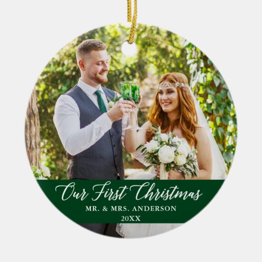 Elegant Calligrafie Ons eerste kerstgroen Keramisch Ornament (Voorkant)