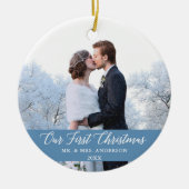 Elegant Calligrafie Ons eerste kerstlicht blauw Keramisch Ornament (Voorkant)