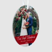 Elegant Calligrafie Onze eerste kerstfoto Rood Ornament (voorkant)
