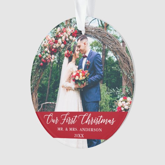 Elegant Calligrafie Onze eerste kerstfoto Rood Ornament (voorkant)