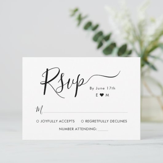 Elegant Calligrafie Script Monogram Bruiloft RSVP (Staand voorkant)