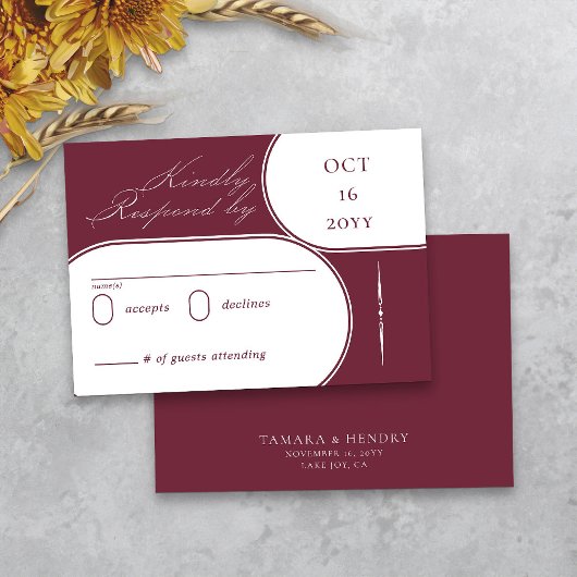 Elegant Calligraphy Burgundy Wedding RSVP Kaartje