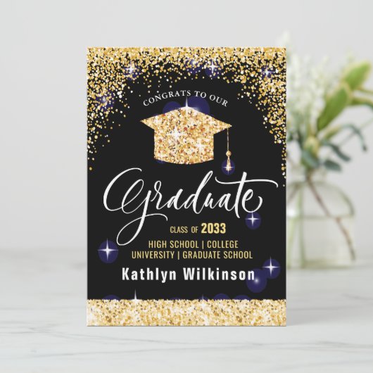 Elegant Calligraphy Gold Glitter Afstuderen Aankondiging (Staand voorkant)