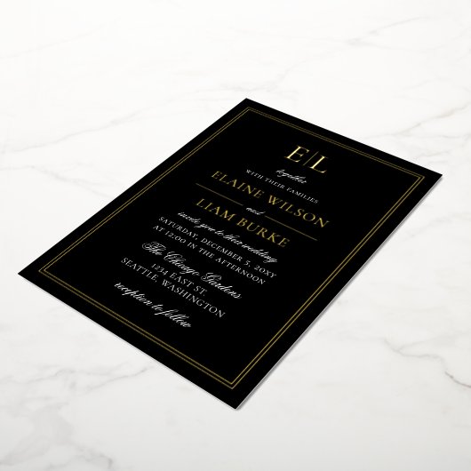 Elegant Calligraphy Luxe Black Gold Wedding Folie Uitnodiging (Gedraaid)