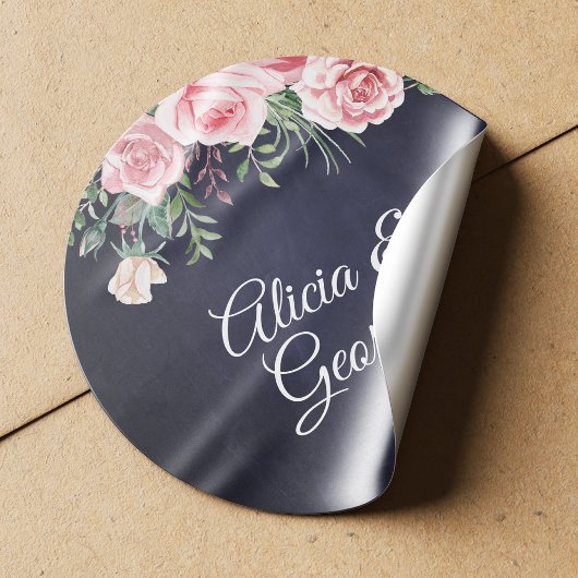 Elegant calligraphy navy blush floral bruiloft ronde sticker