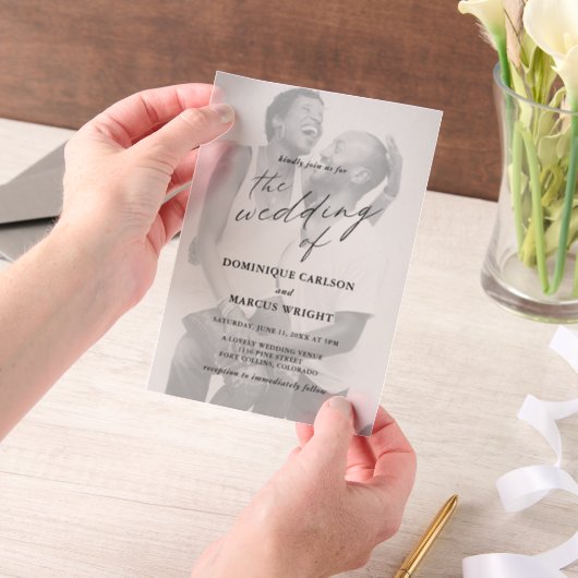 Elegant Calligraphy Photo Modern Wedding Vellum Uitnodigingen (Draagbaar)