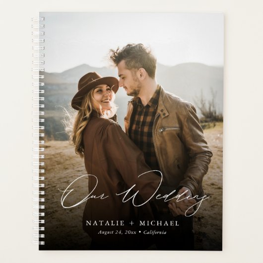 Elegant Calligraphy Script Custom Photo Wedding Planner (Voorkant)