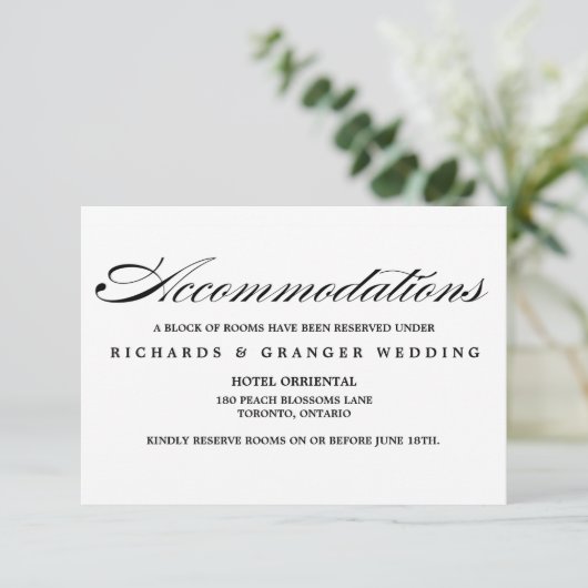 Elegant Calligraphy Script Wedding Accommodations Informatiekaartje (Staand voorkant)