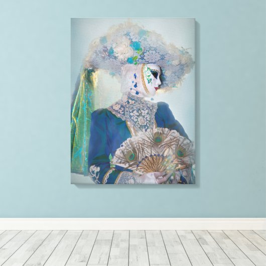Elegant Carnival Costume, Venetië Canvas Afdruk (Insitu (Houten vloer))