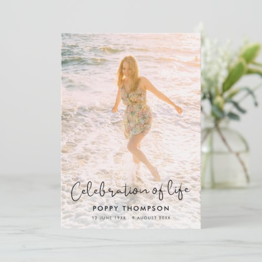 Elegant Celebration of Life | Funeral Memorial Kaart (Staand voorkant)