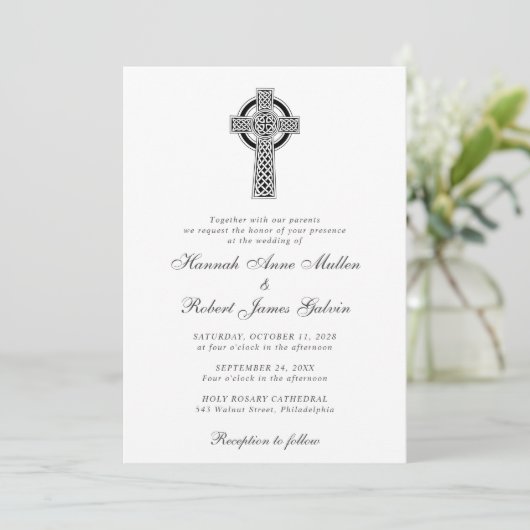 Elegant Celtic Cross Wedding Kaart (Staand voorkant)