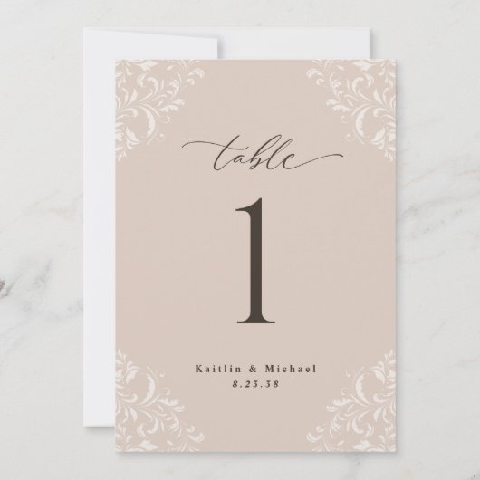 Elegant Champagne Tan 5x7 Wedding Table Numbers Kaart (Achterkant)