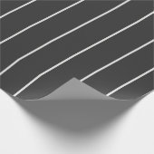 Elegant Charcoal grijs en wit krijtstreep patroon Cadeaupapier (Hoek)