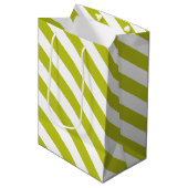 Elegant Chartreuse en wit gestreept patroon Medium Cadeauzakje (Voorkant Gekanteld)