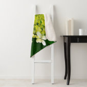 Elegant Chartreuse Green Limelight Hydrangea Sherpa Deken (In situ)