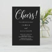 Elegant Cheers Script Black Wedding Invitation Kaart (Staand voorkant)