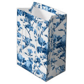 Elegant Chic  Blue Roos Floral Medium Cadeauzakje (Voorkant Gekanteld)
