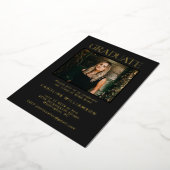 Elegant Chic Gold Black Two Photo Graduation Party Folie Uitnodiging (Gedraaid)