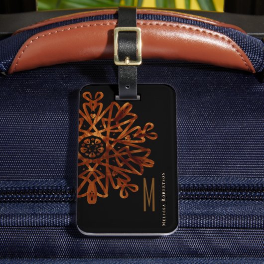 Elegant Chic Gold Monogrammen Bagagelabel (Voorkant Insitu 2)