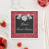 Elegant Chic Red Glitter Silver Roos Sweet 16 Servet (Insitu)