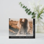 Elegant Chic Script Black and White Photo Wedding  Aankondigingskaart (Staand voorkant)
