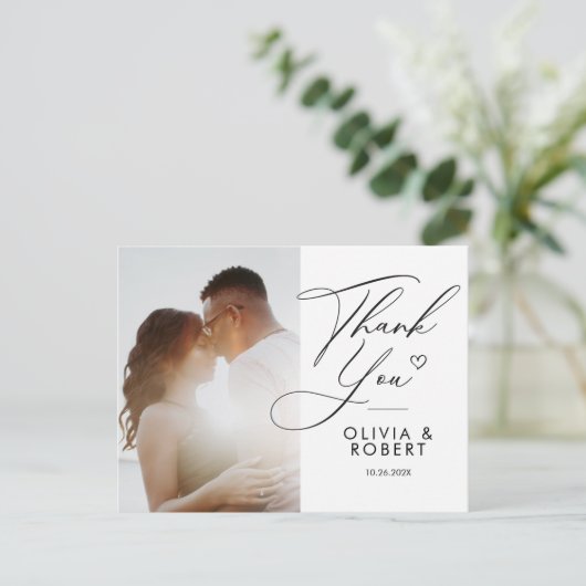 Elegant Chic Script Love Heart Weddenfoto Hartelij Briefkaart (Staand voorkant)