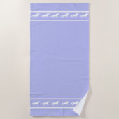 Elegant, Chic White Horses on Light Blue Strandlaken (Voorkant)