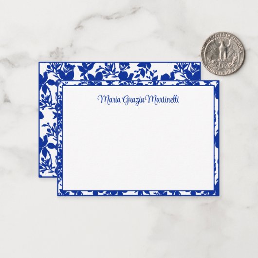 Elegant chique blauw bloemmotief op maat notitiekaartje (Voorkant / Achterkant in situ)