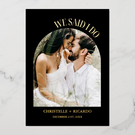 Elegant & Chique zwart & Gouden Boog Elopement Bru Folie Uitnodiging (Voorkant)