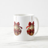 Elegant Christmas Ornament Beige and Red Koffiemok (Voorkant rechts)