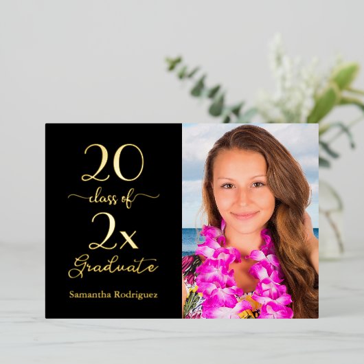 Elegant Class of Photo Black Gold Graduation Party Folie Uitnodiging (Staand Voorkant)