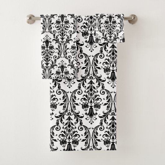 Elegant Classic Black Floral Damask on White Bad Handdoek (Insitu)