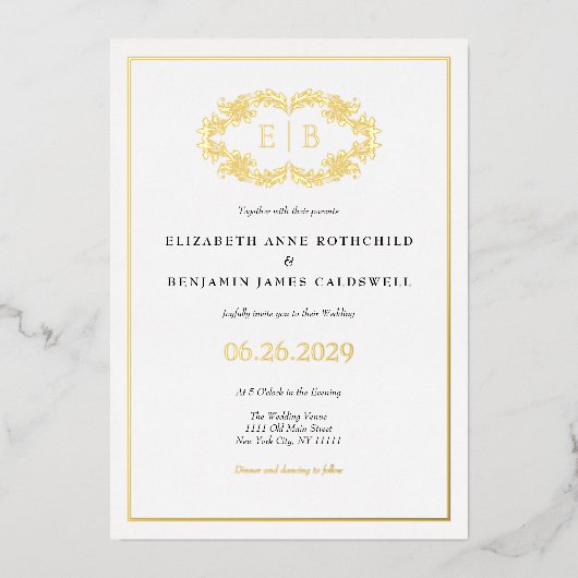 Elegant Classic Gold Crest Monogram Weddenschap Folie Uitnodiging (Voorkant)