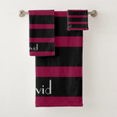 Elegant Classic Masculine Striped Red en Black Bad Handdoek (Insitu)