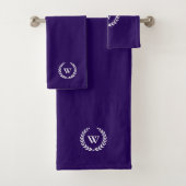 Elegant Classic Monogram Navy Blue Towel set Bad Handdoek (Insitu)