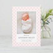 Elegant Classic Roze Gingham Baby Geboorte Aankondiging (Staand voorkant)