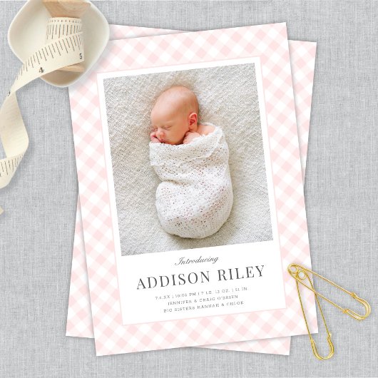 Elegant Classic Roze Gingham Baby Geboorte Aankondiging