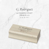 Elegant Classic Serif Font. Retouradres 05. Rubberstempel